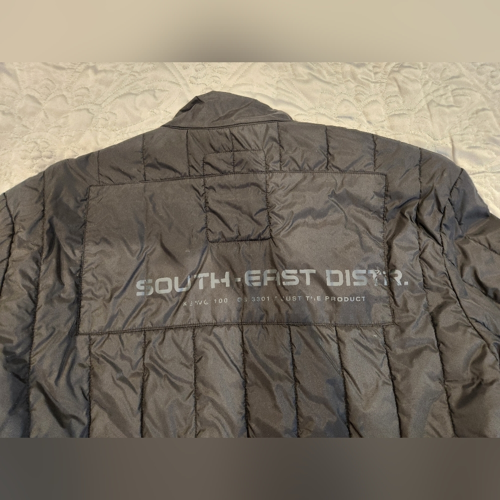 Zip-up Puffer Jacket - Picture 7 of 9